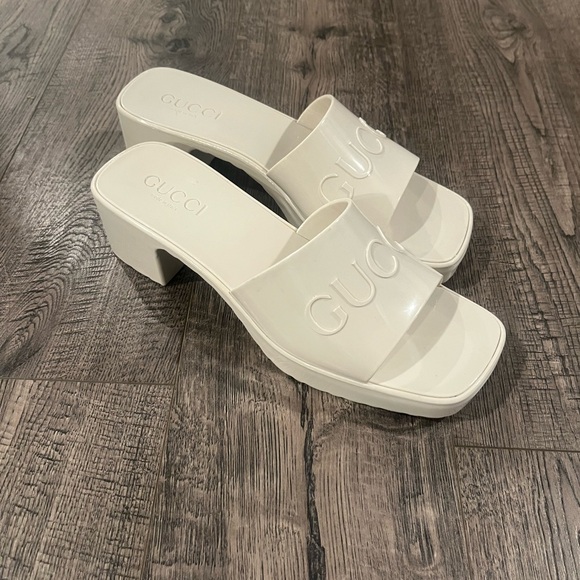 Gucci Women White Rubber Mule Slide Platform Sandals - Size 39 (8US) - Picture 1 of 6